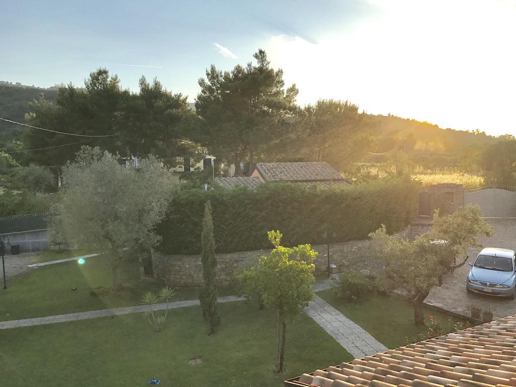 Casa Vacanze Il Cenito カステッラバーテ エクステリア 写真