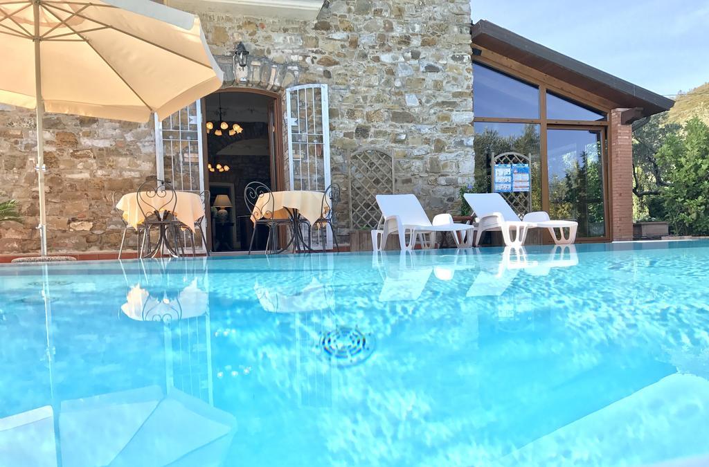 Casa Vacanze Il Cenito カステッラバーテ エクステリア 写真