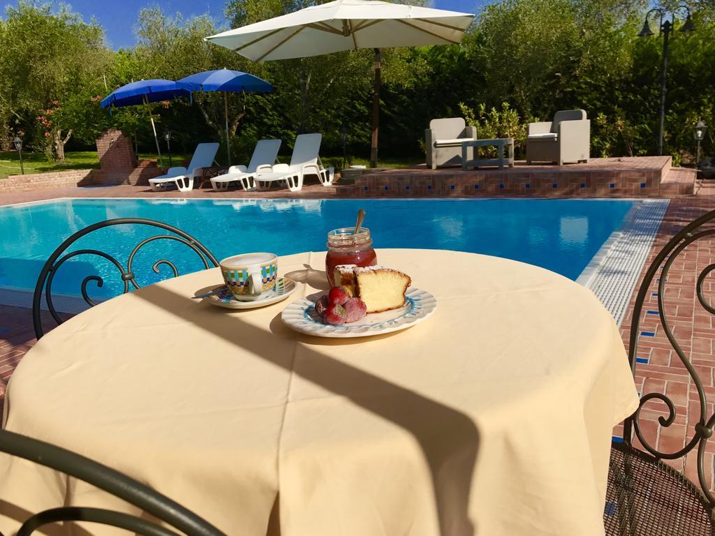 Casa Vacanze Il Cenito カステッラバーテ エクステリア 写真