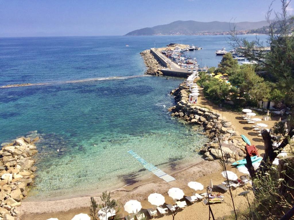Casa Vacanze Il Cenito カステッラバーテ エクステリア 写真