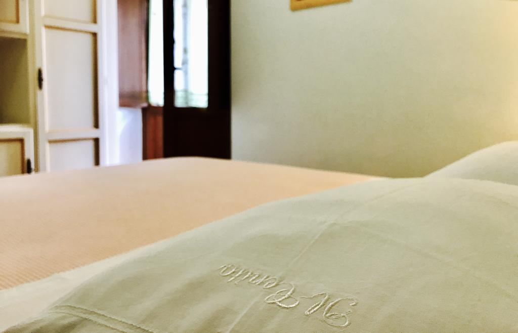 Casa Vacanze Il Cenito カステッラバーテ エクステリア 写真